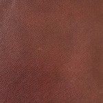 Cuir strié marron bordeau